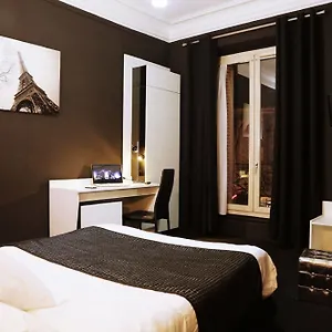 Hotel De L'exposition - République, Parigi
