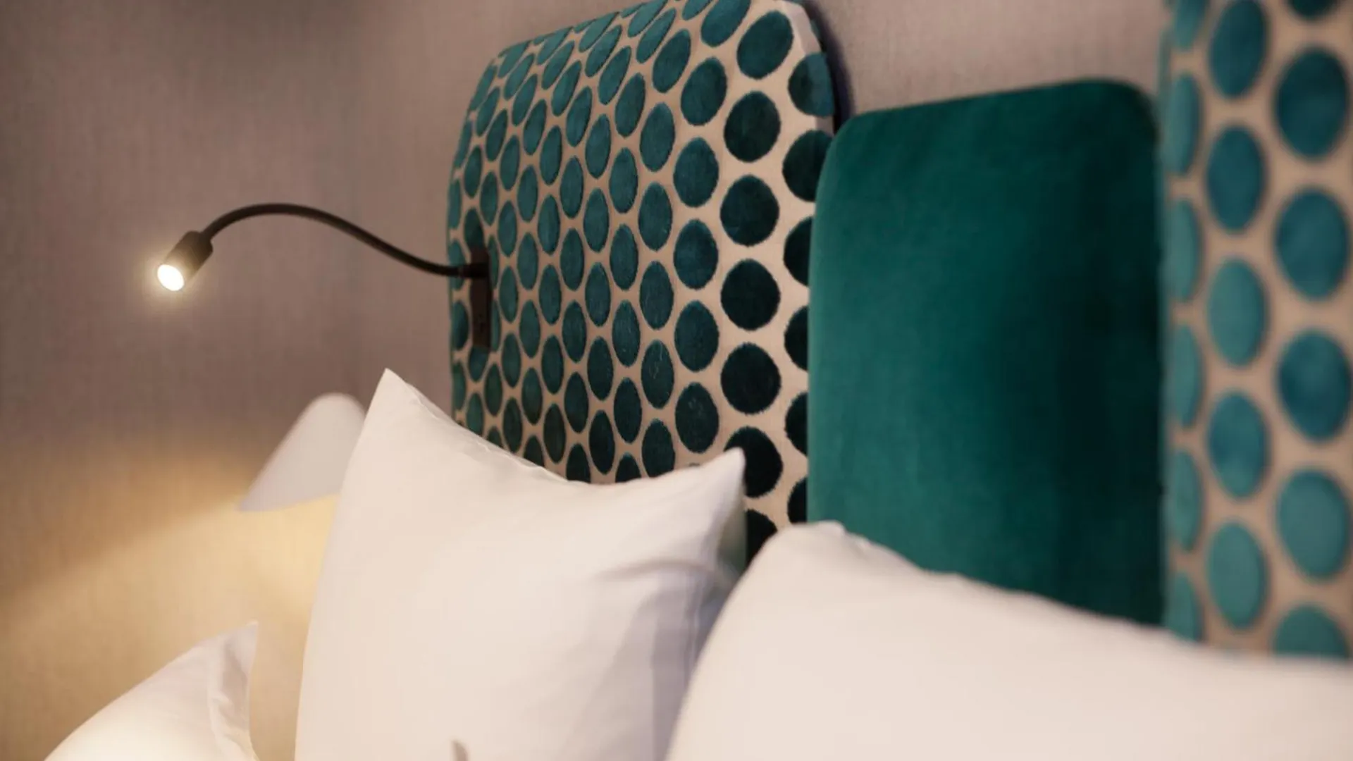 Handsome Hotel Paris
