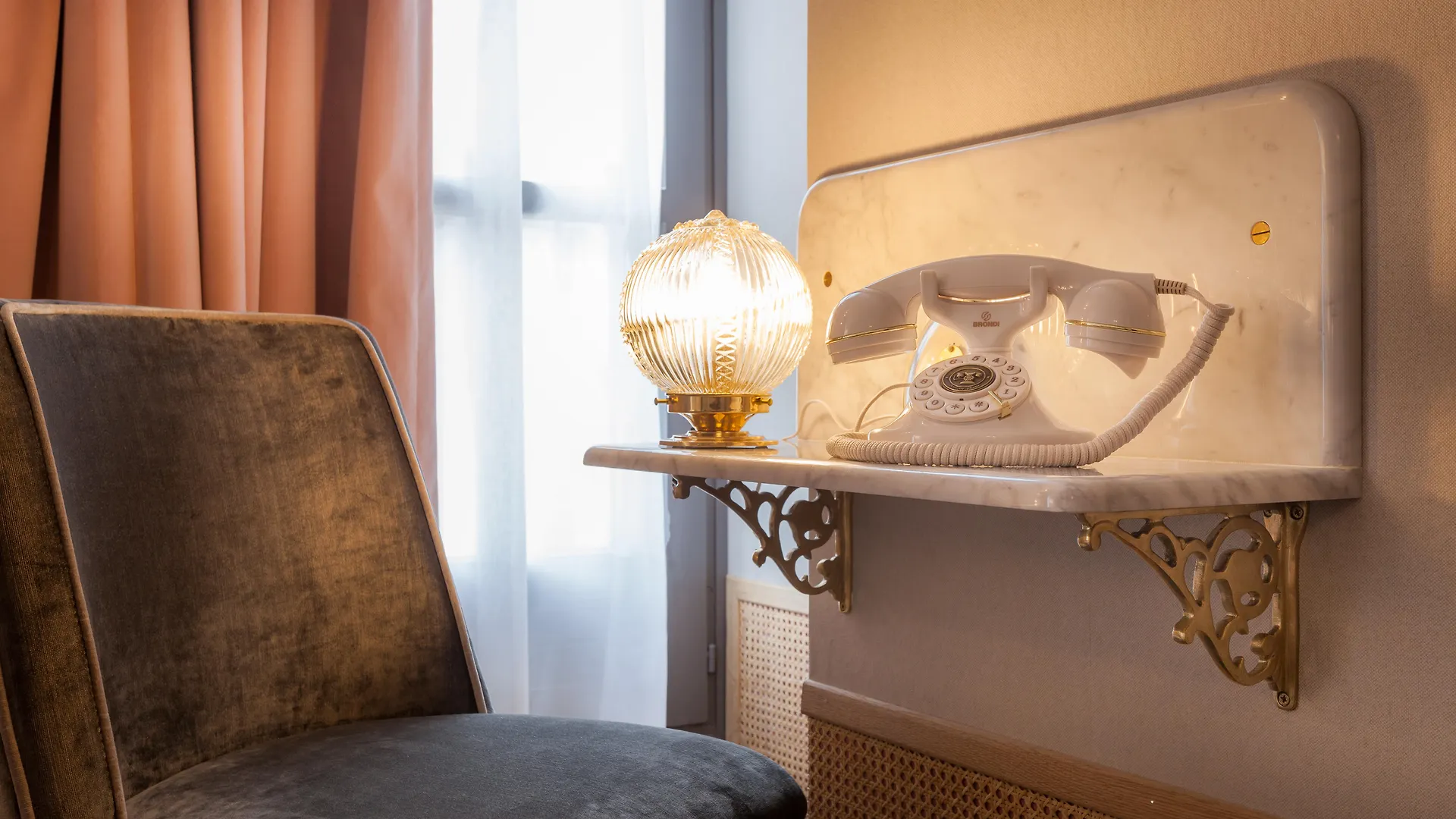 Handsome Hotel Paryż
