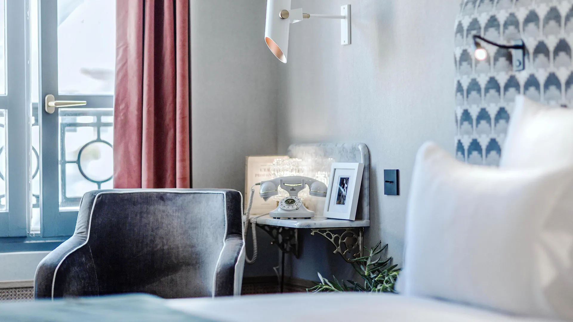 ***  Handsome Hotel Paris France